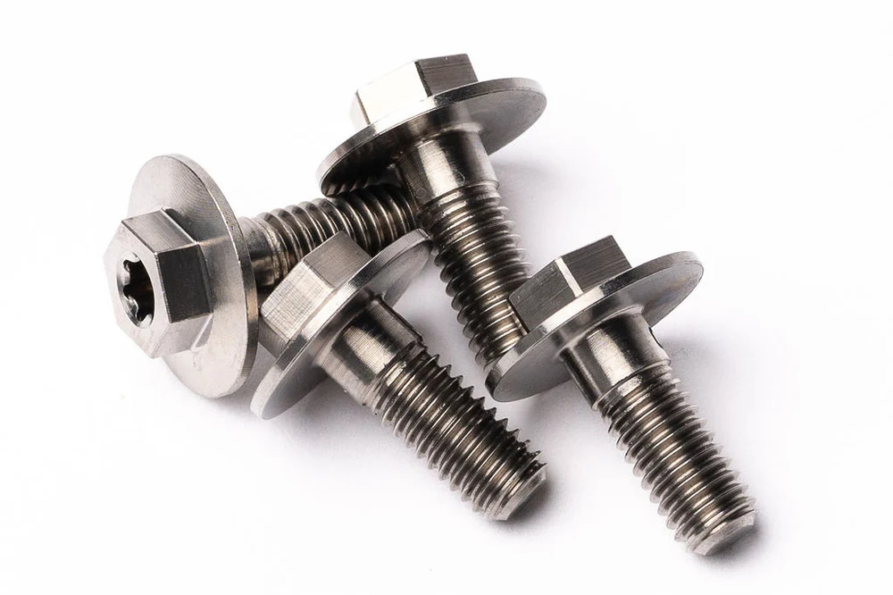 картинка Титановые болты Staybent M6 от магазина K4SPEED